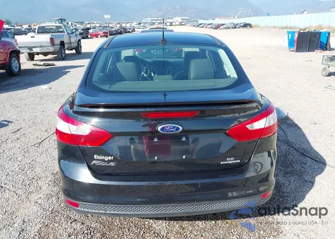 2014 Ford Focus Se from USA, damaged, VIN 1FADP3F21EL219701